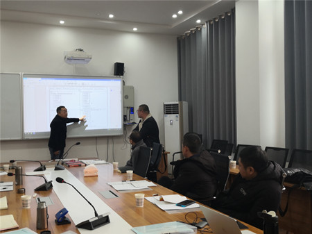 图2 工作室成员就三教改革主体进行研讨_副本.jpg 图2 工作室成员就三教改革主体进行研讨_副本.jpg